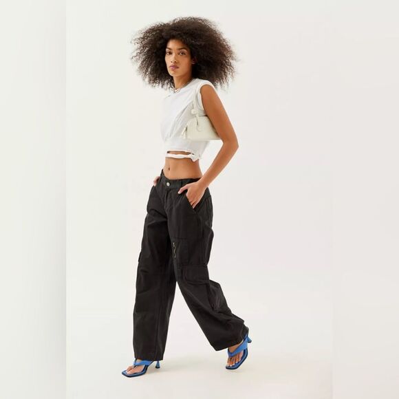 362. BDG Rae Carpenter Cargo Wide Leg Pants size 10 - Picture 1 of 9